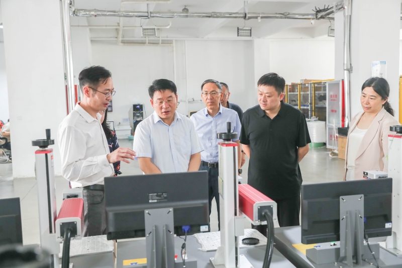 济南市贸促会党组书记、会长齐怀栋一行赴济南新材料产业园座谈调研